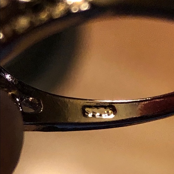 ‼️LAST CHANCE‼️ STERLING SILVER SHIMMER AND SHINE RING - Picture 5 of 5